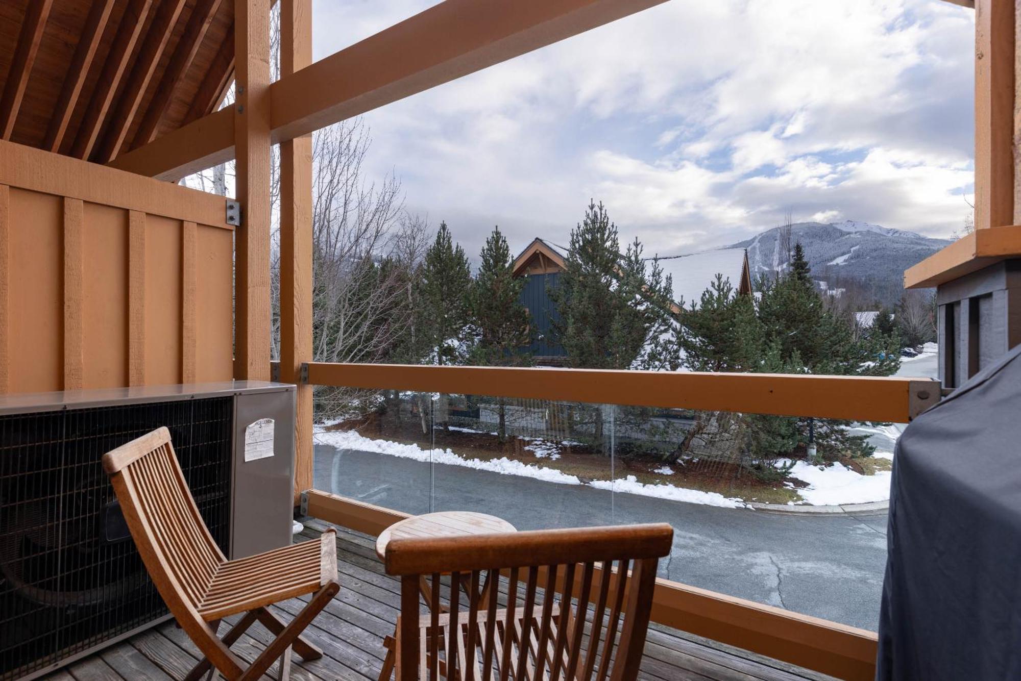 Montebello By Whistler Premier Экстерьер фото