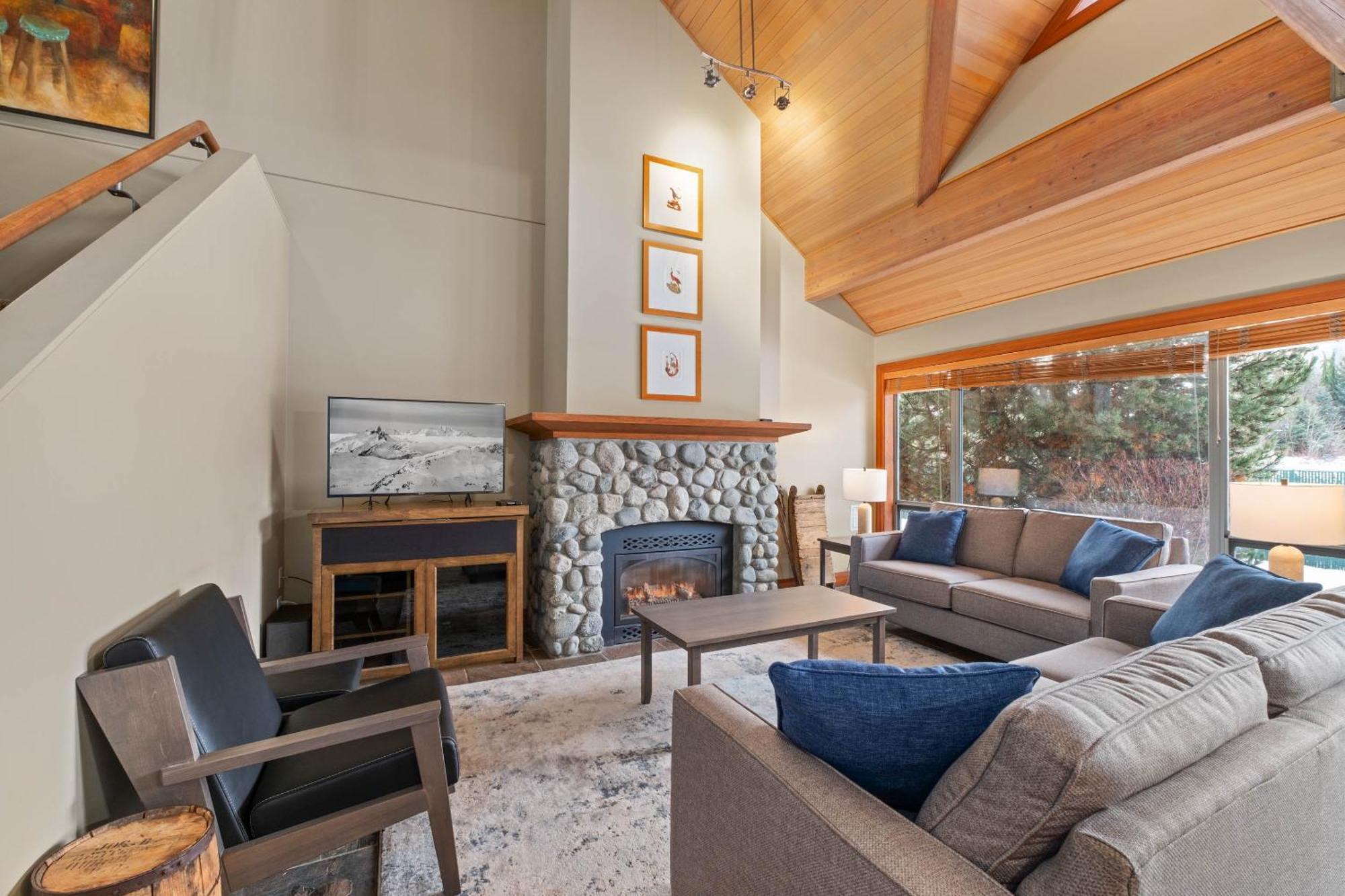 Montebello By Whistler Premier Экстерьер фото